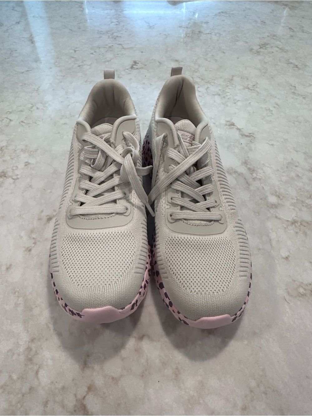 Skechers size 9. NWOT